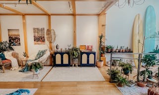 Plant-filled Community Space in the Marina District - Image 17