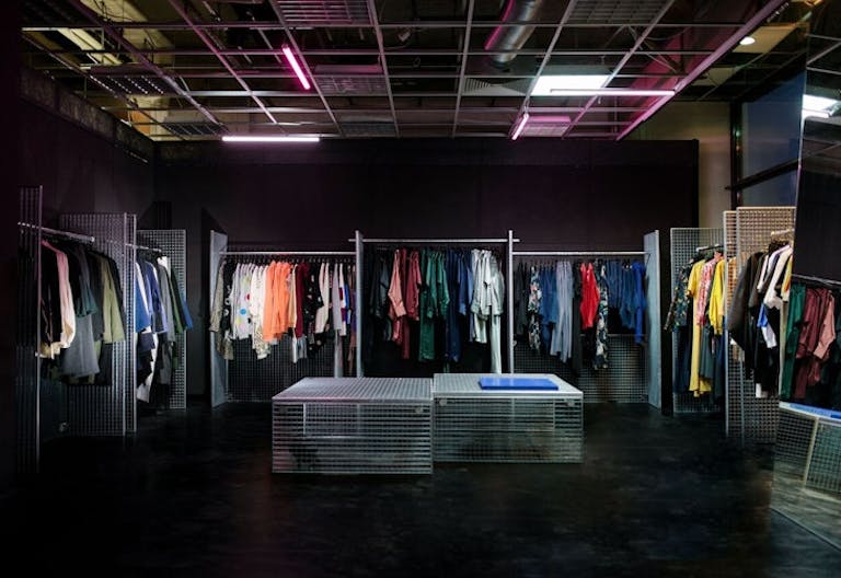 Mitte Fashion Showroom - Image 2