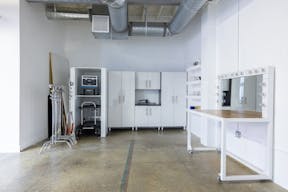 Studio in Los Angeles - Image 6