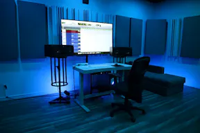 Modern Outer Space Premium Hollywood Multi-Purpose Creative Studio - Image 7