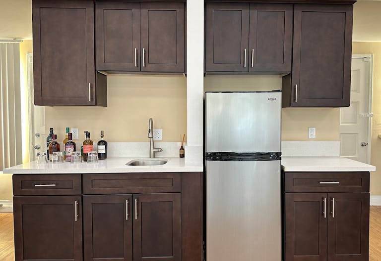 Open Concept Space in Burbank near the studios - Image 4