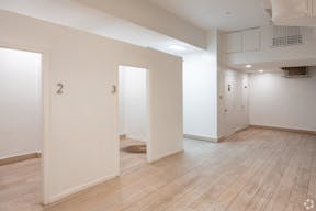 Hudson Street Retail - Image 8