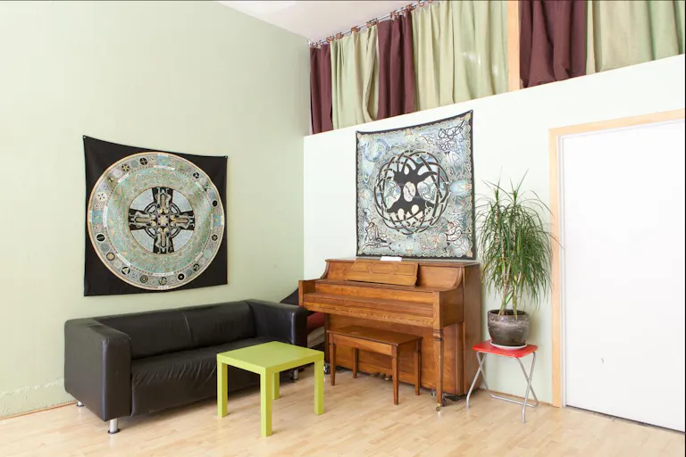 Bright Pop Up Space in San Francisco - Image 4