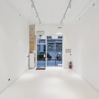 Iconic Rue Charlot Pop-up space - Image 6