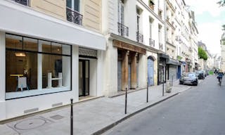 Charming Boutique in the heart of Le Marais - Image 14