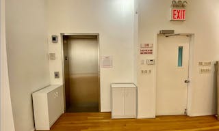 ** SPACIOUS SOHO OFFICE / EVENT SPACE, Move-In Ready ** 4th Floor. - Image 12