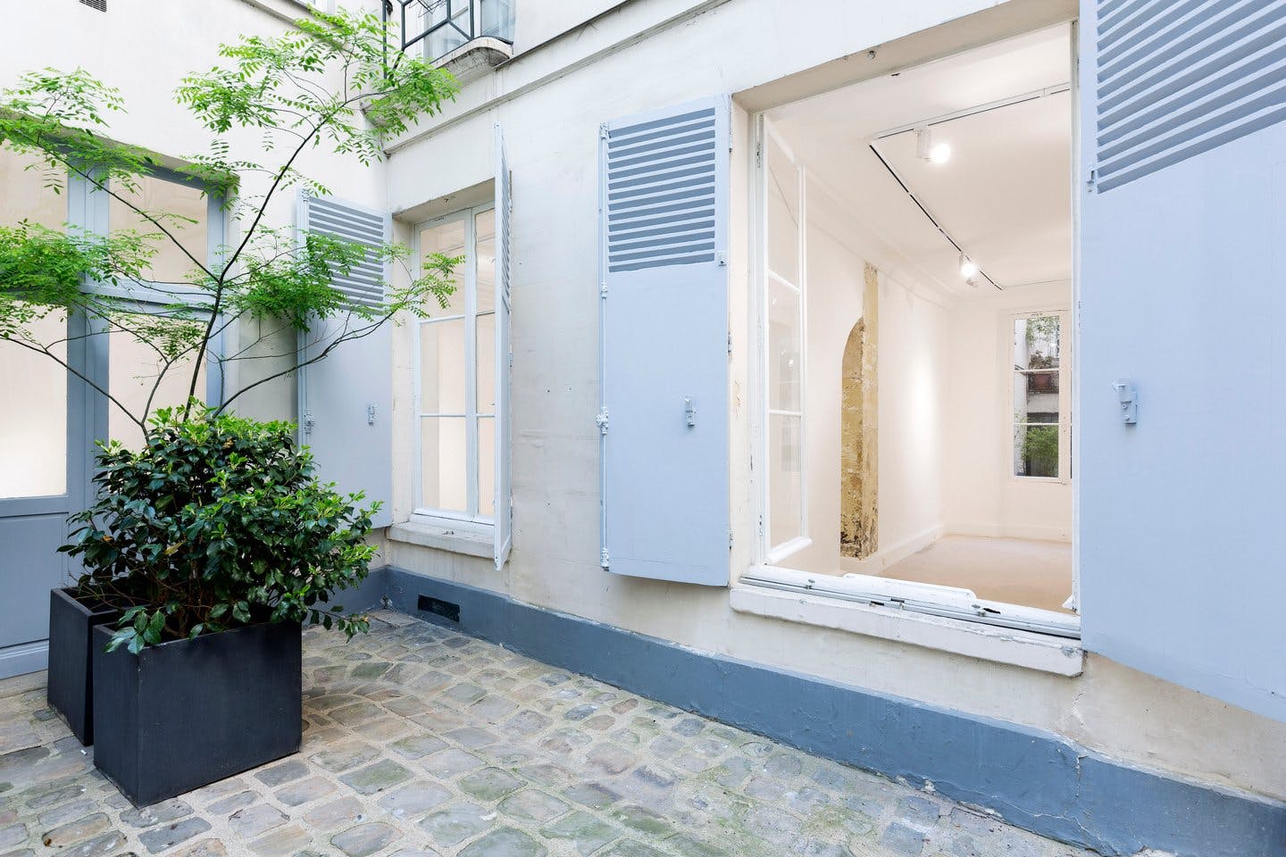 Showroom and Event Space on Rue Portefoin, Le Marais