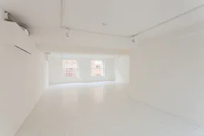 Exclusive Townhouse Rental in the Heart of London - Image 15