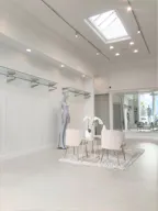 Beverly Hills Fashion Showroom/Retail Shop Space - Image 2