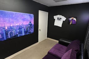 CONTENT CREATOR LOUNGE - Image 8