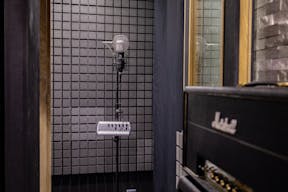 Lieu artistique avec studio créatif à Gare de l'Est - Image 34