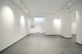 Cosy Pop-Up in Le Marais - Image 2