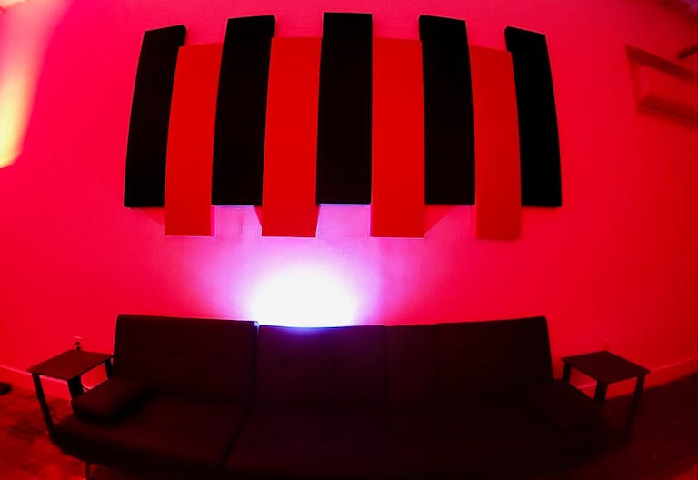 Modern, Spacious, Diamond in the Rough - Image 1