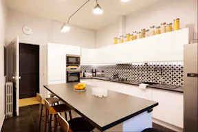 Luxury Apartment near the Parc Monceau - Image 7