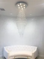 Beverly Hills Luxury Fashion Retail Showroom & Creative Space (North & West Showrooms) - Image 13