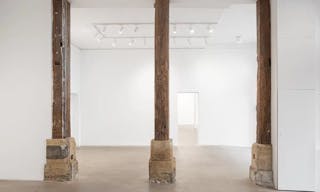 Superb Gallery with Volume - Le Marais - Ideal Showroom Fashion Week / Filming - Image 9