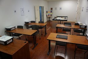 Spacious , quiet and clean room 206 at University of San Jose - Image 3