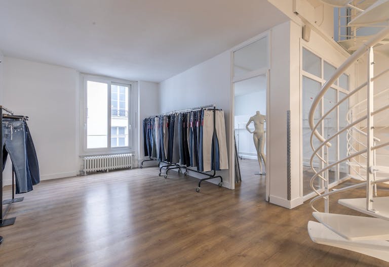 Aboukir Showroom - Image 4