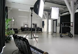 Studio Photo de 85m², Paris - Image 2
