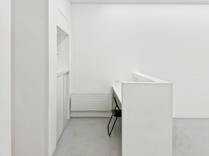 galerie d'art république - marais - Image 4