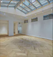 Art Gallery in Paris 1 - Image 6