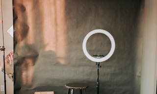 Natural light studio in South Anchorage - Image 1