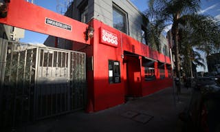 NYC Themed Nightclub & Restaurant - Image 3