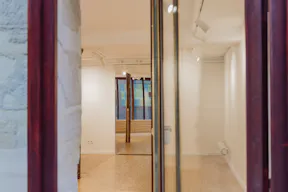 Immaculate show room in the center of Paris - Marais  - Image 6