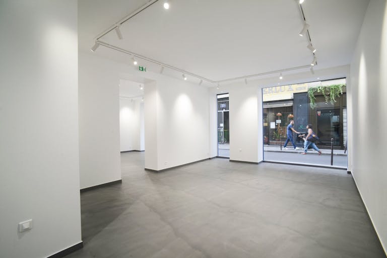 Cosy Pop-Up in Le Marais - Image 3