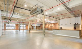 Spacious Industrial Event Space in Greenpoint, Brooklyn - Image 0