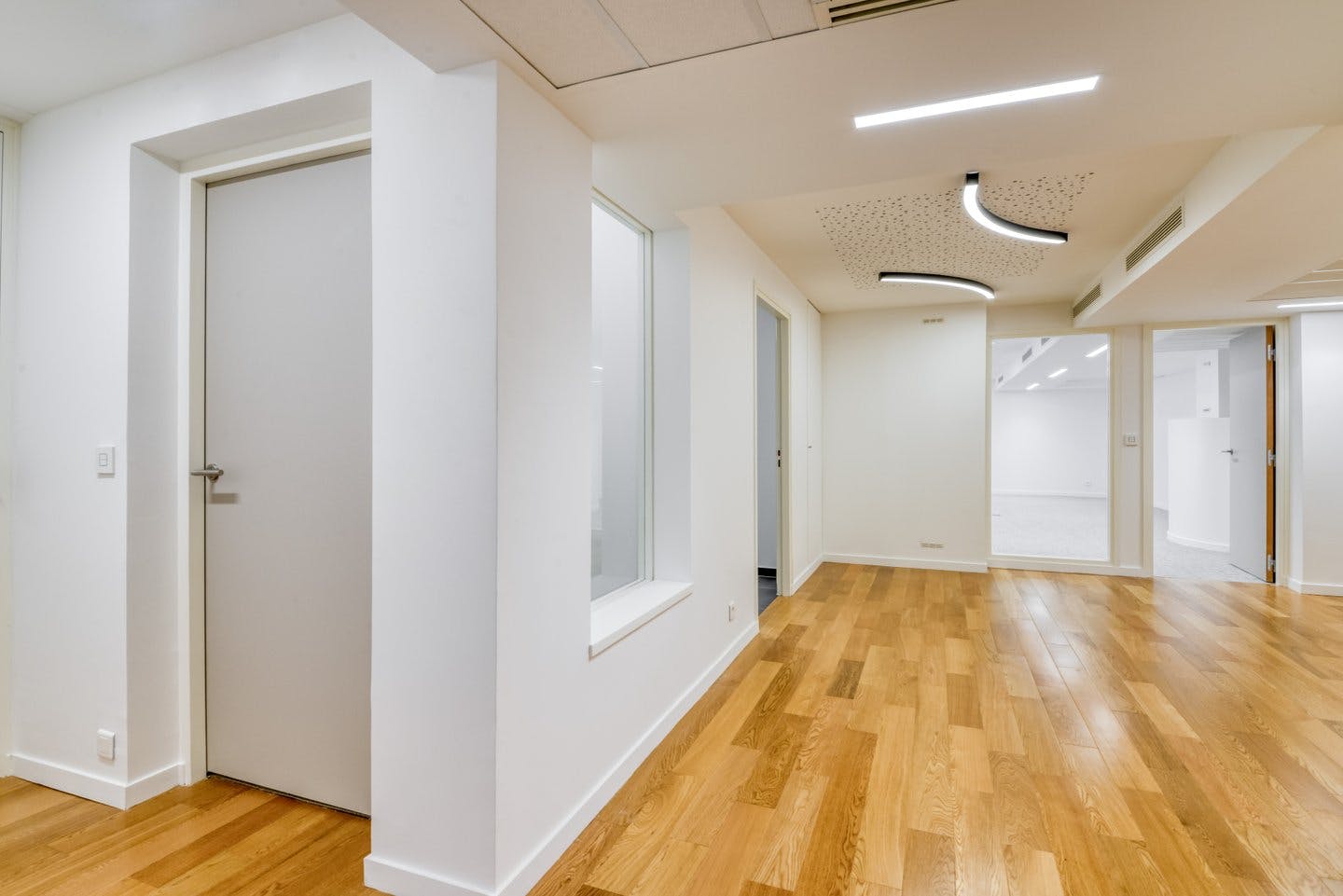 345 sqm Event and Showroom Space near Parc Monceau, Paris