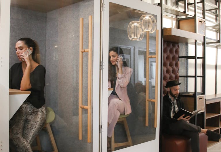 Meeting Room - Image 4