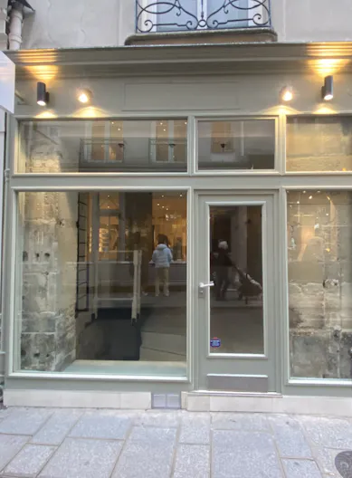 Boutique éphémère idéale dans le bas Marais - Image 0