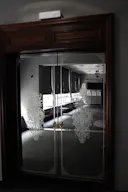 Elegant Retail Space at Historic Hotel Bristol - Image 28