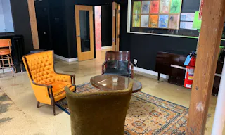 Cozy Art Studio in Chicago - Image 2