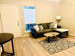 Lovely Central Austin Duplex! - Image 16