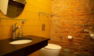 Charming Bowery Gallery - Image 5