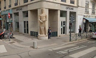 Corner Boutique - Busy Environment - Lyon 2nd - Image 0