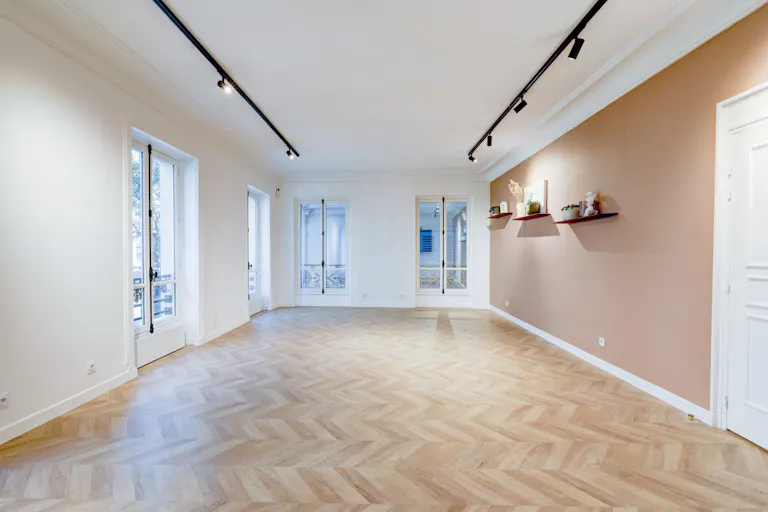 Haussmannian Event Apartment: Corporate Seminars, Conferences, Showrooms... - Image 0