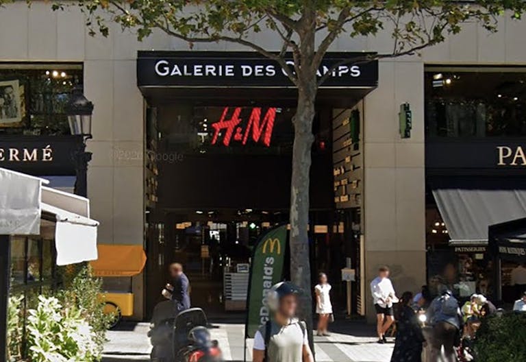 Superb Boutique Shop on Champs-�lys�es - Galerie des Champs-�lys�es - Image 0