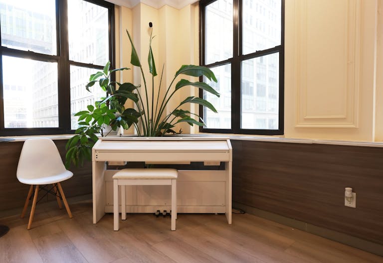 Versatile party/gathering event venue in Midtown - Image 2