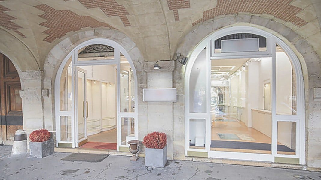 Showroom and Gallery on Place des Vosges, Paris