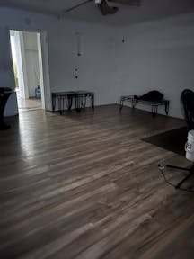 Office/Art Studio/Construction Yard/ - Image 0