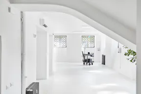 Amazing 300m2 for Showrooms and Events - Image 7