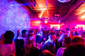 LES Nightclub - Image 6