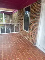 Multi-Office Space with lots of amenities! - Image 3