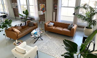 Sunny Historic Creative Loft - Image 0