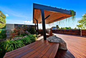 Beautiful Rooftop Venue - Image 5