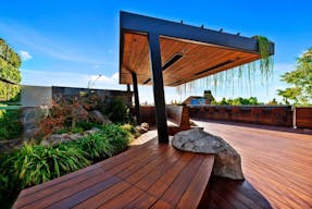 Beautiful Rooftop Venue - Image 5