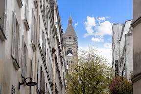Belle Boutique pr�s du Sacr� Coeur, Montmartre - Image 8